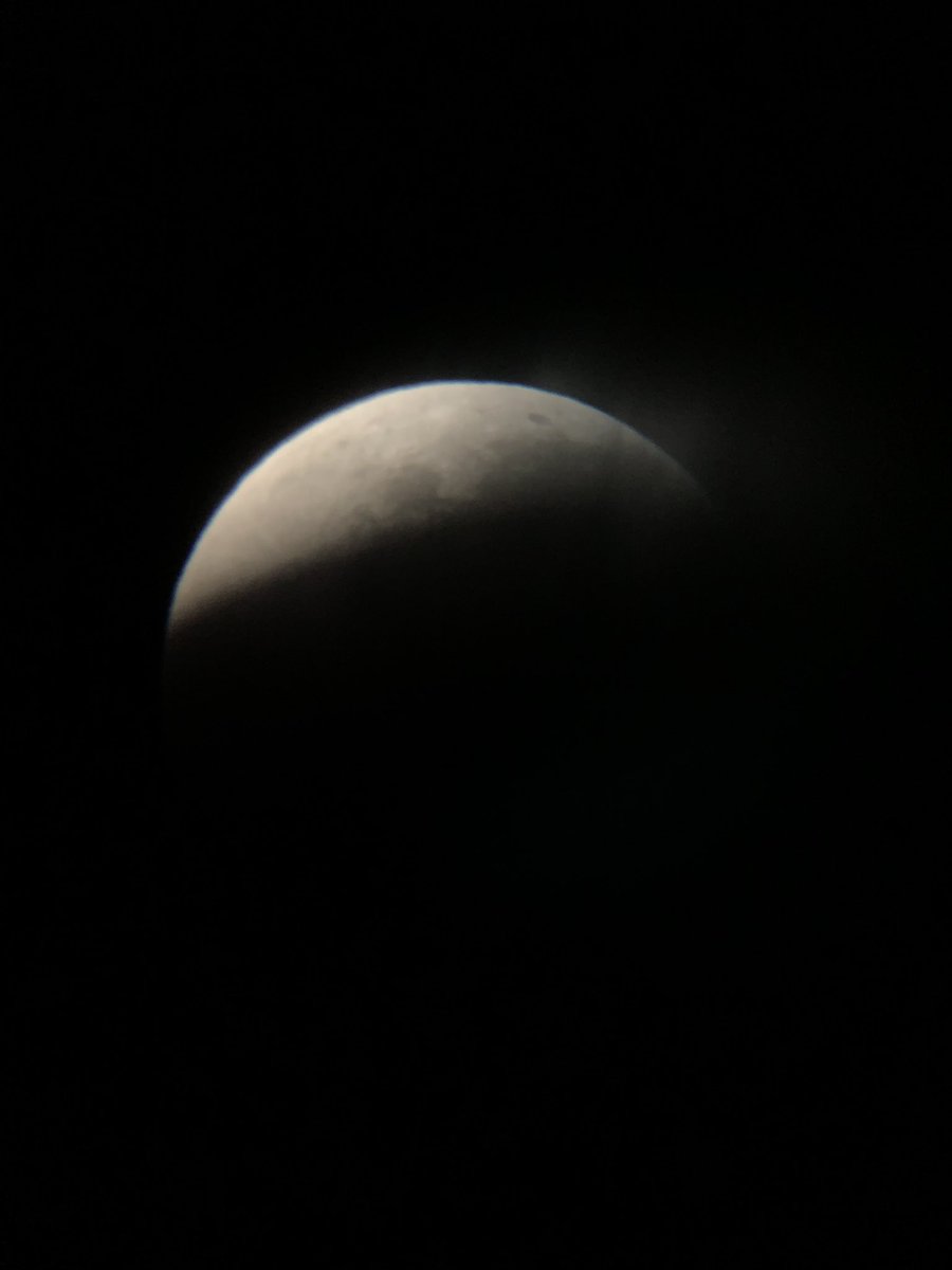 spaceboispod's tweet image. So, I have got to add my amateur moon pics from the Super Blossom Blood Moon. Isn’t it required somehow?
It gave me some #starfinder #inspiration Here they are!

#LunarEclipse #BloodMoon #moon