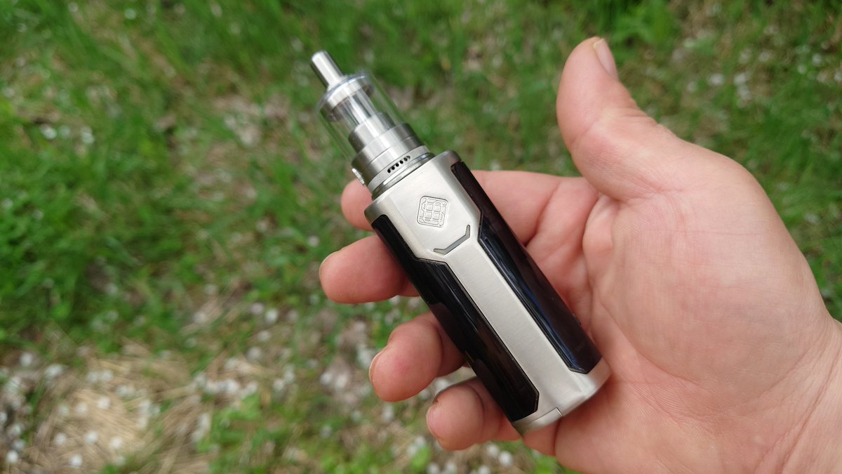 CebrjowHwScHCkj's tweet photo. 皆さん、おはよっチェ😆👍今日も宜しくご安全に。🙇💦#WISMEC #SINUOUSP80 + #YachtVape #pandoramtlrtav2 😋💦 #VAPE #vape好きな人と繋がりたい #VAPE好きと繋がりたい #VAPE初心者 昨日の色違い😅✨ https://t.co/8vVykQcUE5