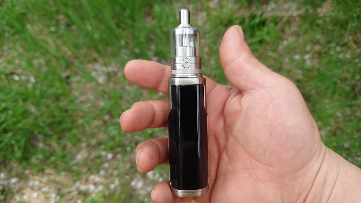 CebrjowHwScHCkj's tweet photo. 皆さん、おはよっチェ😆👍今日も宜しくご安全に。🙇💦#WISMEC #SINUOUSP80 + #YachtVape #pandoramtlrtav2 😋💦 #VAPE #vape好きな人と繋がりたい #VAPE好きと繋がりたい #VAPE初心者 昨日の色違い😅✨ https://t.co/8vVykQcUE5