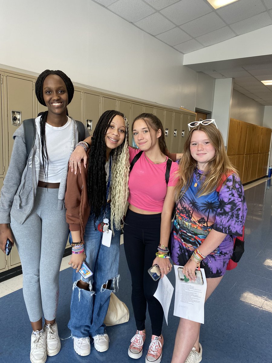 Fmscheer tweet media