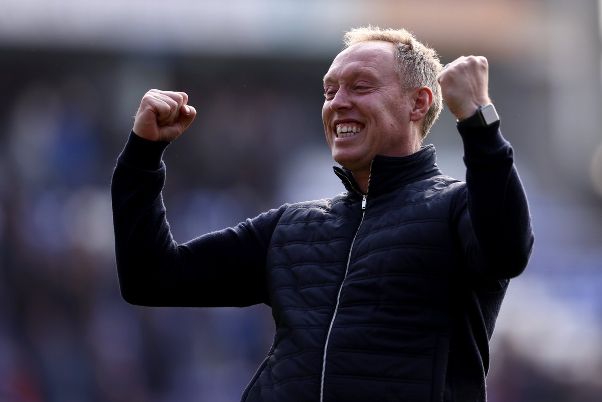 Sporf's tweet photo. 📅21st September 2021: 

📉Steve Cooper takes charge @NFFC with the club rock bottom of the Championship.

📅17th May 2022: 

📈Steve Cooper guides @NFFC to the @SkyBetChamp Play-Off Final and within touching distance of the @PremierLeague! 

👏Remarkable! https://t.co/a3HctXzQBW