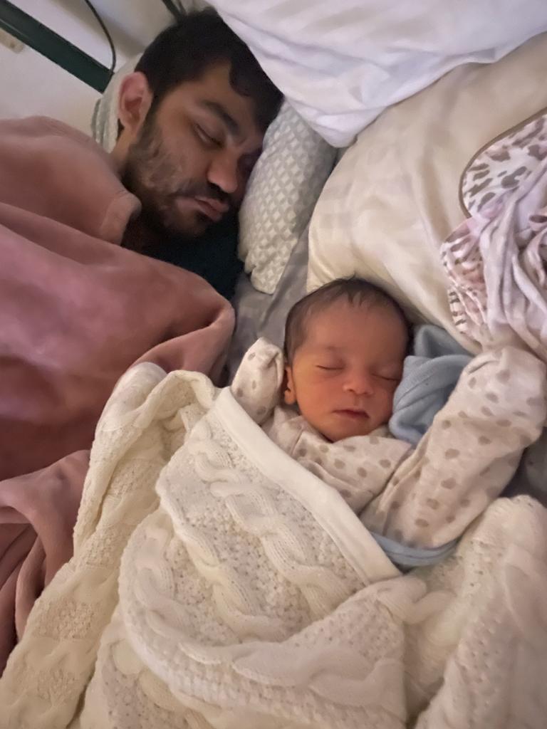 sneakyPP's tweet photo. This is not one of those carbon copy photos, he is definitely waaaaay more good looking than his old man 😂 Welcome to the world, little man 🤗❤️ https://t.co/zYoScBppht