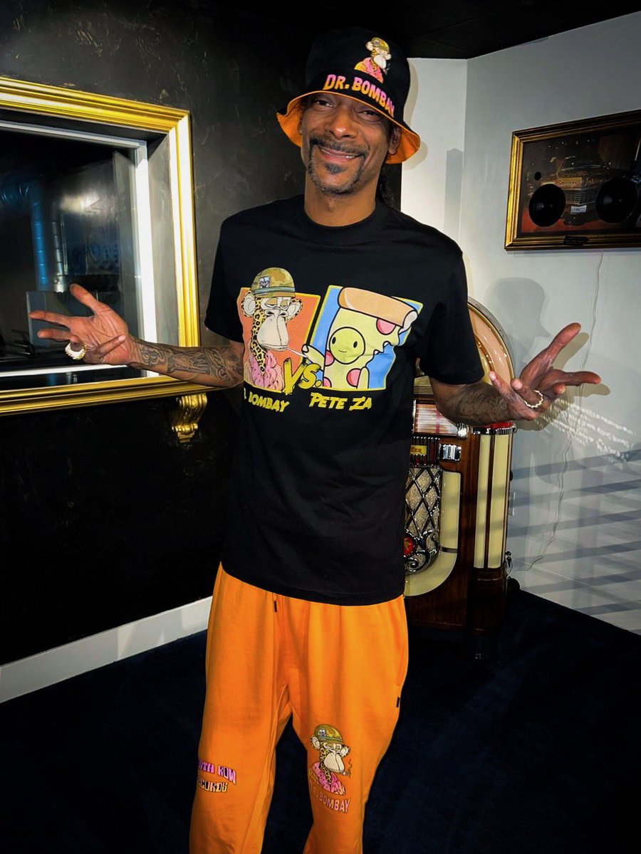 Snoop Dogg tweet media