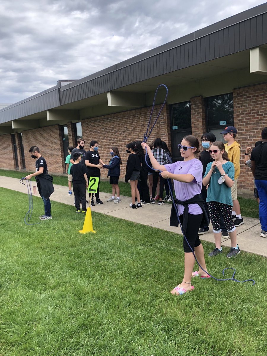 Yellowstone Day comes to 6th grade! #wearejayhawks #ccsd93