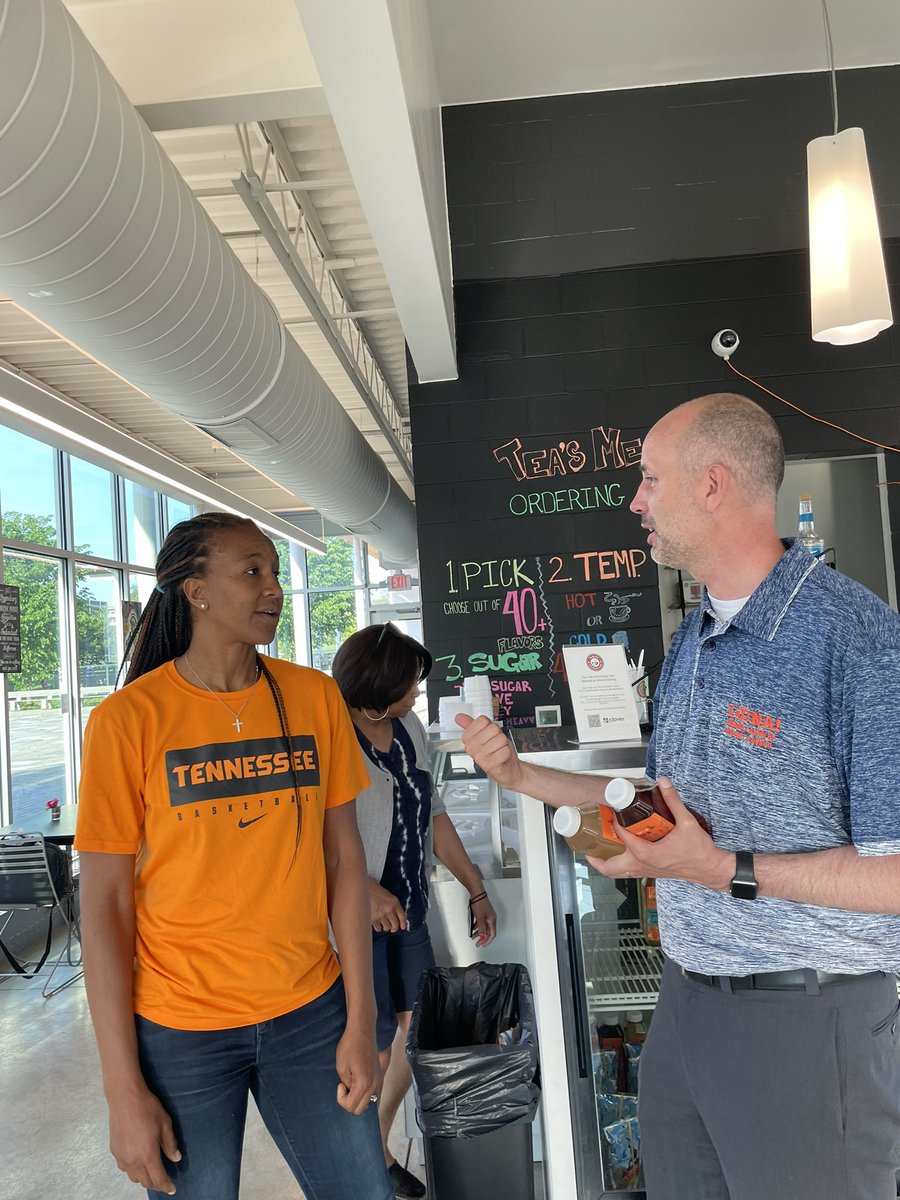 Butler_Tark's tweet photo. Another BTNA Elected Official Meet and Greet in the books! Thanks to @ryanmearsindy for talking to neighbors and answering questions this evening. Keep a look out for our next Meet and Greet over the summer. #butlertarkington https://t.co/H30E6s6myW