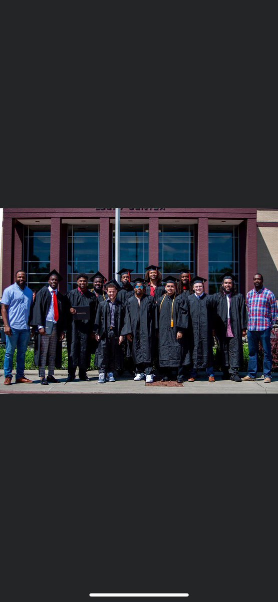 GoKnightsFB's tweet photo. Congratulations to all our student-athletes and coaches who made a big jump in life! 

#ChristCharacterCareer #SharpenTheBlade #DegreedUp #whosnext https://t.co/RQZGYYGoU3
