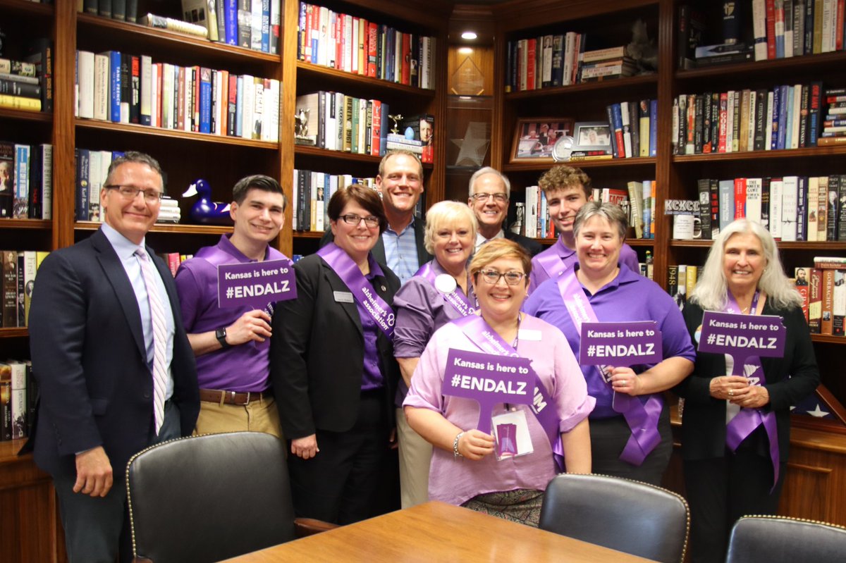 Thank <a href="/JerryMoran/">Senator Jerry Moran</a> for literally co-sponsoring EVERYTHING we asked! And being the lead sponsor on NAPA Reauthorization Act &amp; Alz Accountability Act. Your unwavering support means that Kansans with Alzheimer’s and their caregivers will get the support they need. #ENDALZ #alzforum
