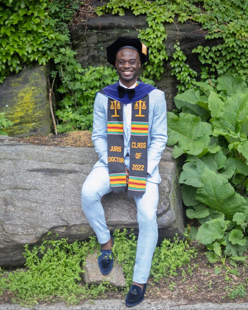 DamontaMorgan's tweet photo. A sharecropper’s son. A fast food worker’s son. A first generation college student. A lawyer. 

I contain multitudes. #FirstGen #JD @ColumbiaLaw https://t.co/JWq8IA4cPs
