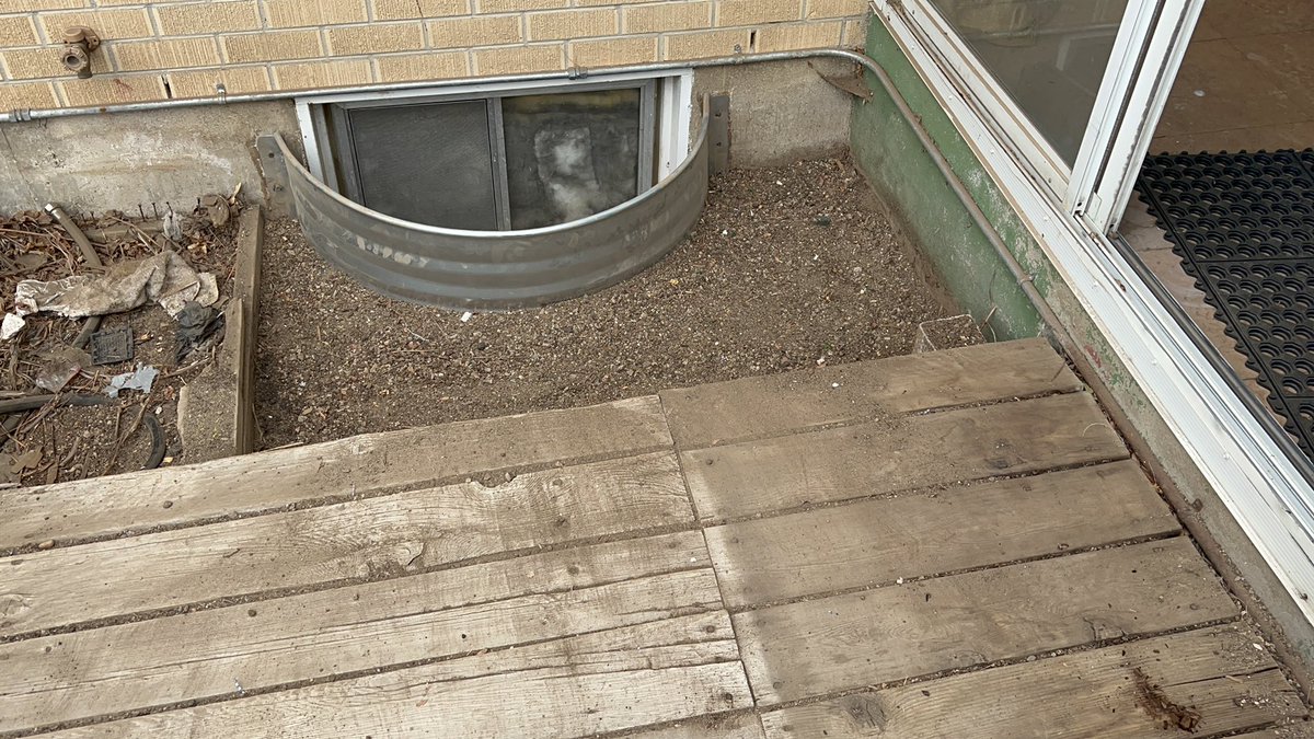 D1Entertainmnt's tweet image. If you need a window well installed- don’t ask me 😂 

#OnToTheNextProject