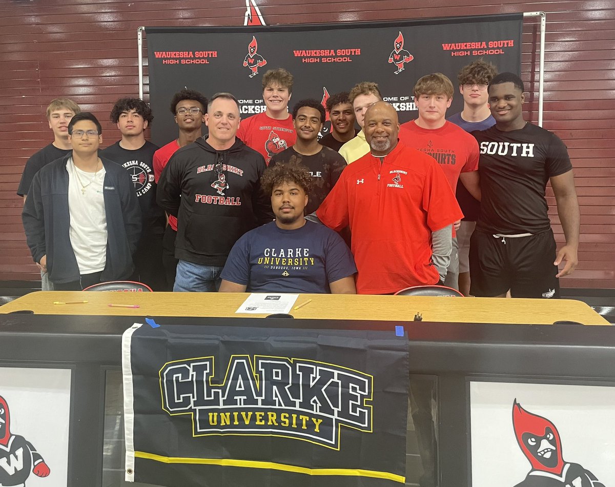 MrSchreierWS's tweet photo. One last congratulations to Aidan Rossa who will be playing football at Clarke University! #shirts #southside @Shirts_Ball https://t.co/8TmlfcYNBs