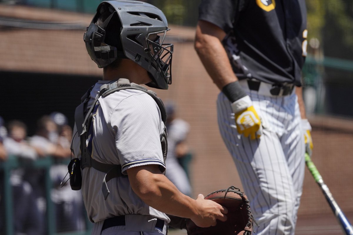 ucdavisbaseball's tweet photo. It’s a beautiful day for baseball in the Bay! #GoAgs https://t.co/NLC4uwGvH6
