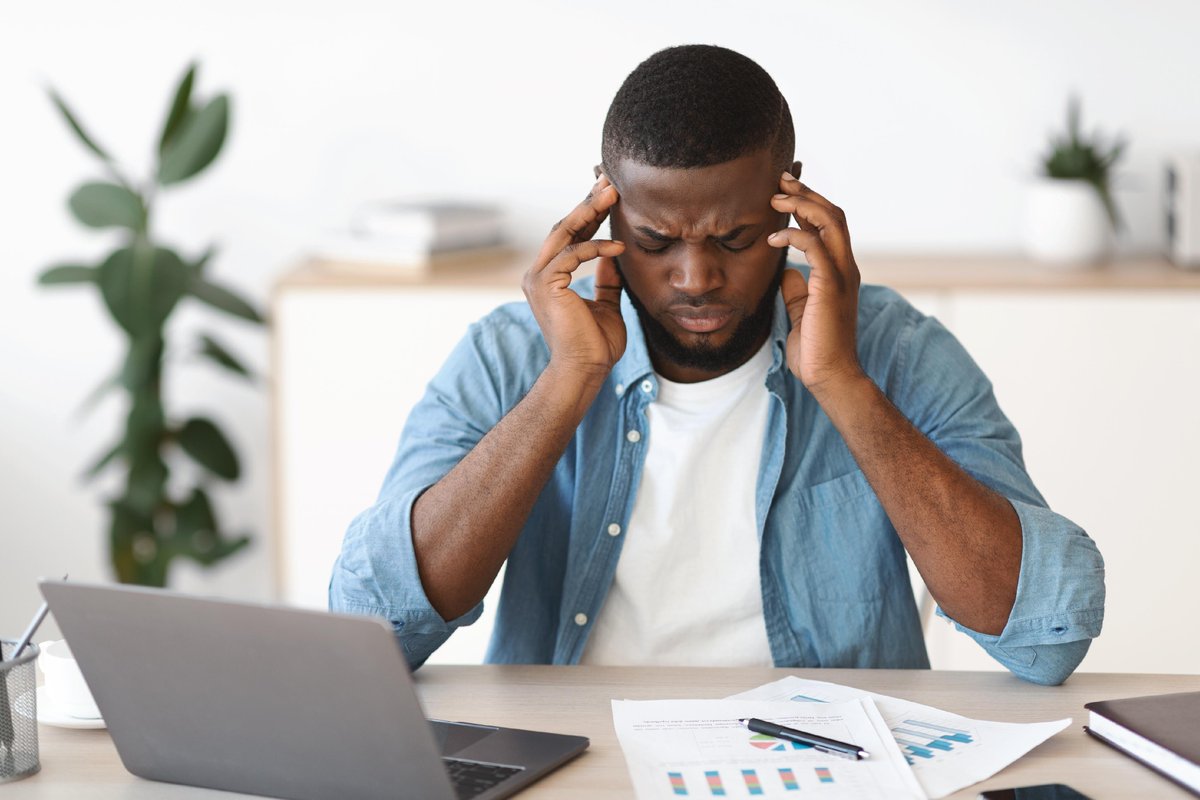 HWithdes's tweet photo. There's nothing worse than the light sensitivity and harsh pain that come with a migraine. You can help prevent these powerful headaches by ensuring you meet your daily vitamin D levels! 

#healthwithdes #health #wellness #vitaminddeficiency #vitamins #vitamind https://t.co/AkJqJv1gWc