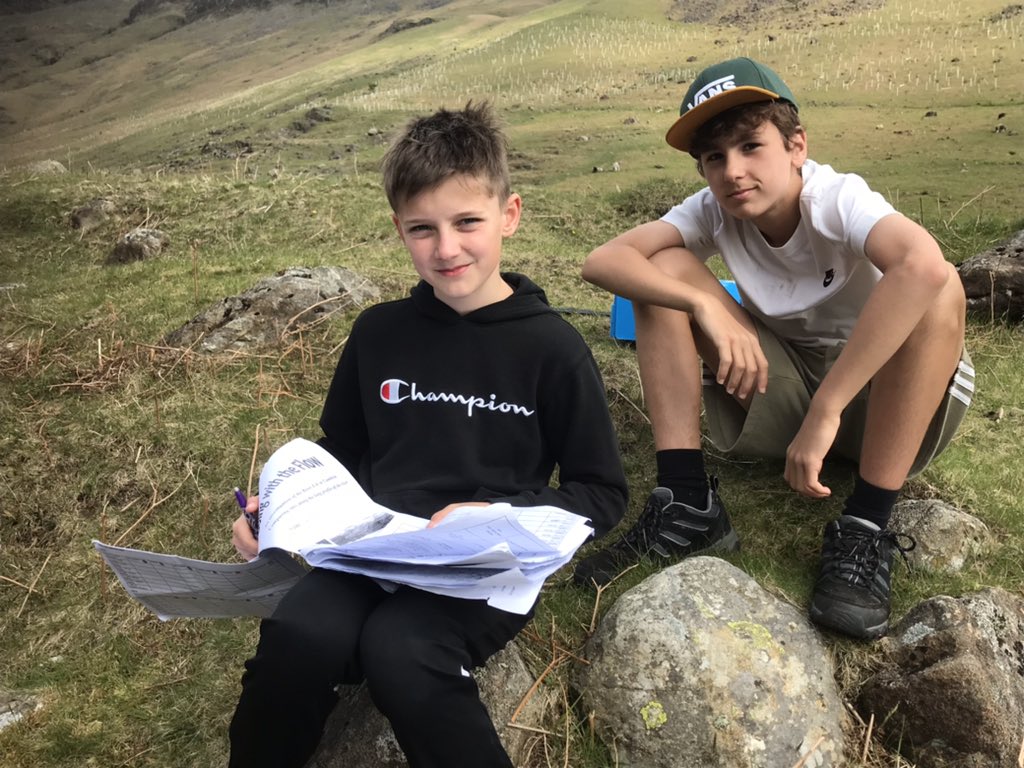rickcotterill's tweet photo. @winterfoldhs Year 7 looking at river features in Eskdale https://t.co/5lVRO56PHf