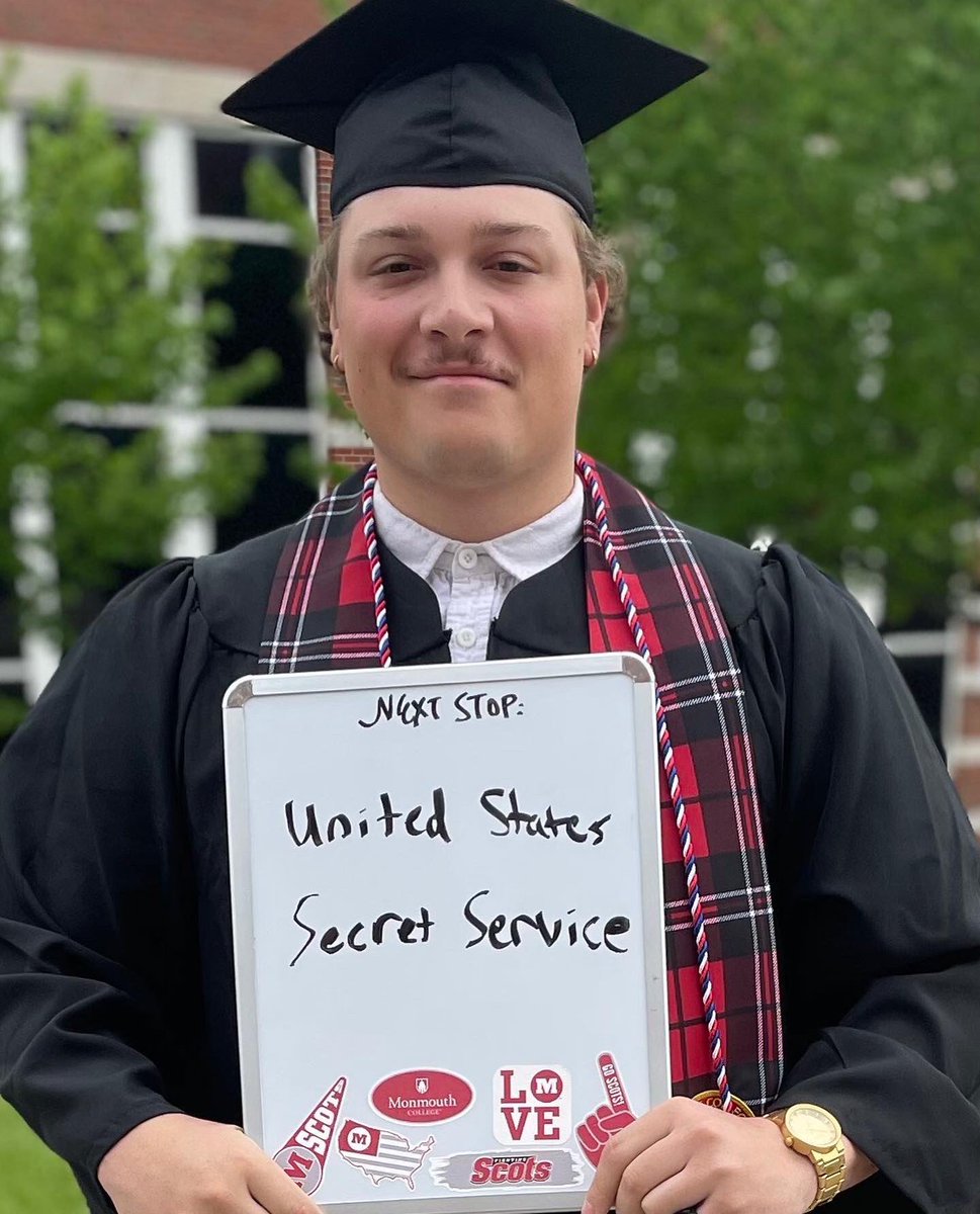 MonmouthCollege's tweet photo. NEXT STOP FOR #SCOTS22 – TAKE 2. Another look at where some members of our Class of 2022 are headed. Lots of big dreams! ❤️🏛❤️🎓 #RollScots #ItsGreatToBeAScot Link to more Commencement pictures: https://t.co/UWOZD57AQc https://t.co/Fpz1lIAm12