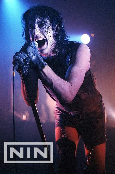 Happy birthday TRENT REZNOR!
(May 17, 1965) 