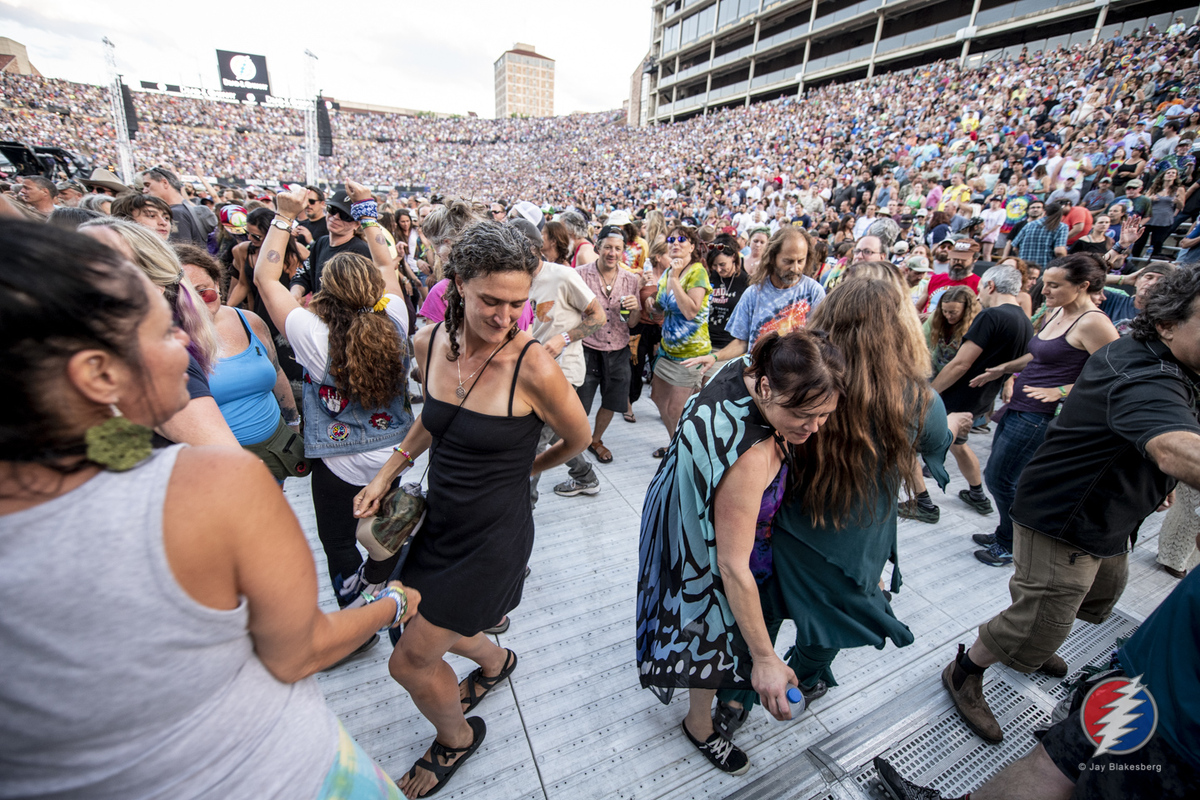 deadandcompany tweet picture
