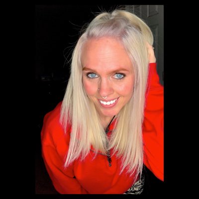 MarissaPecora's tweet photo. #NewProfilePic https://t.co/ceBb3i6n7g
