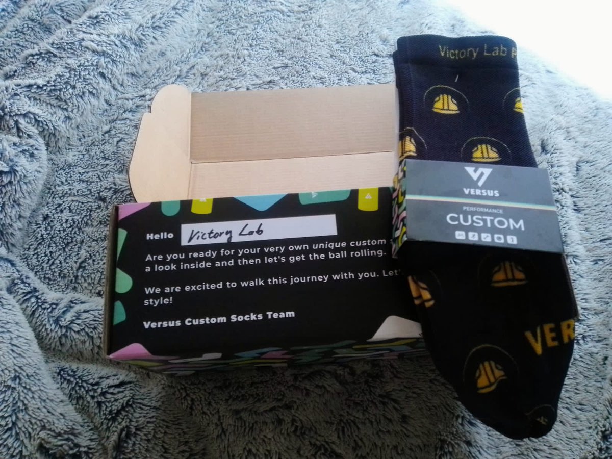 mpelo_tumza's tweet photo. Guys please help retweet this post is my very own socks brand from My own Company Victory Lab PPE Solutions S.A.
My company turn 1 year on the 10th of May now I need funds to finish this socks project and get them to retail stores very special socks 🧦 #VictoryLab https://t.co/GYVS1cvs0V