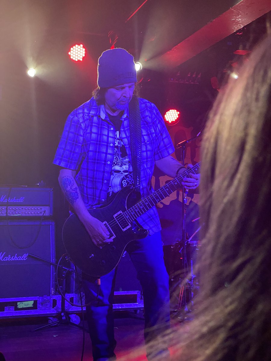 cheerssteve88's tweet photo. Incredible gig @MotorheadPhil @PCATBS gutted I never got my vinyl signed or a photo with @MotorheadPhil but had a few chats with @TylaTPTP https://t.co/gPQkQgVuBc