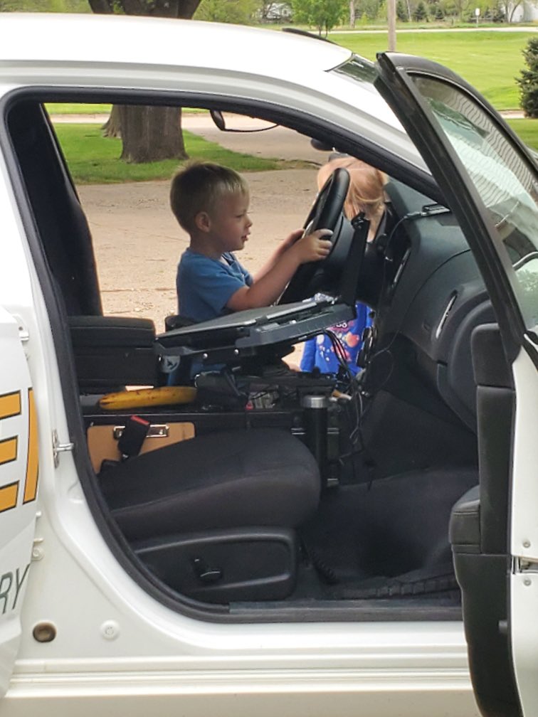dcelemschool's tweet photo. DC PK-1st students learned about stranger danger from Deputy Chwirka today and then had a blast checking out a pretty cool car! https://t.co/z2bUFr509j