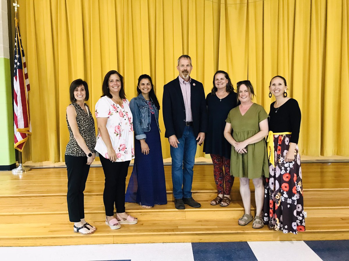 Clear Spring Elementary (@clearelementary) on Twitter photo We appreciate your years of service and dedication to Comal ISD. Our students are better because of you. 5, 10, 15, & 20 years of service 🤩🎉💪 <a href="/tammysgriffiths/">Tammy Griffiths</a> <a href="/HShikoski/">Heather Shikoski</a> @cseskinder <a href="/suzitjohnston/">Susanna Johnston</a> @rachelpgrubbs <a href="/Supt_comalisd/">Andrew</a> We appreciate your years of service and dedication to Comal ISD. Our students are better because of you. 5, 10, 15, & 20 years of service 🤩🎉💪 <a href="/tammysgriffiths/">Tammy Griffiths</a> <a href="/HShikoski/">Heather Shikoski</a> @cseskinder <a href="/suzitjohnston/">Susanna Johnston</a> @rachelpgrubbs <a href="/Supt_comalisd/">Andrew</a>