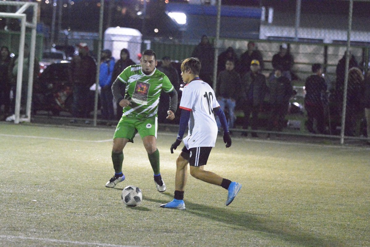 VegaMonumental's tweet photo. En la segunda fecha de la Liga Empresas Vega Monumental, disputada el pasado 13 de mayo, presenciamos goleadas, definiciones de último minuto y un nuevo clásico.
 
Mantente atento a nuestras redes sociales para conocer todos detalles de los partidos.

#EmpresasVegaMonumental https://t.co/vWkf0hUpMx