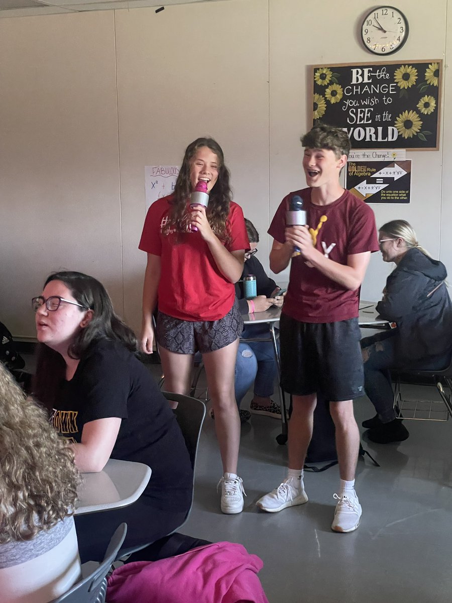 mrsyock's tweet photo. When I started at @GEVSD almost three years ago, the honors algebra 8th graders stole my heart! I promised them a karaoke party but… C-19 took that away from us. 

Well today, as they are now sophomores, we made it happen! It was a blast 🤩 #buildrelationships #iteachstudents https://t.co/eDBN5z2Au9