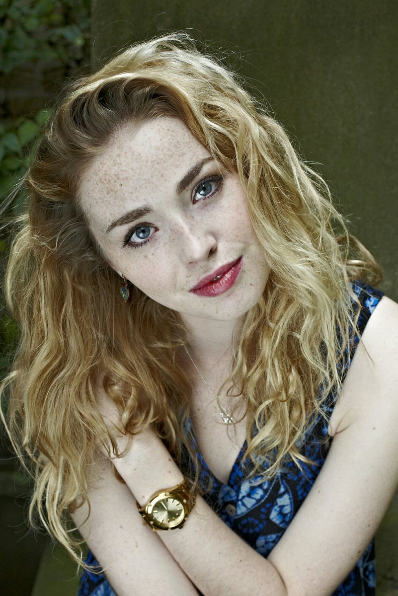 BACUK_'s tweet photo. #FreyaMavor @freyamavor__
2013 Portrait Shoot
#DebraHurfordBrown https://t.co/zYByYLZ3Qg