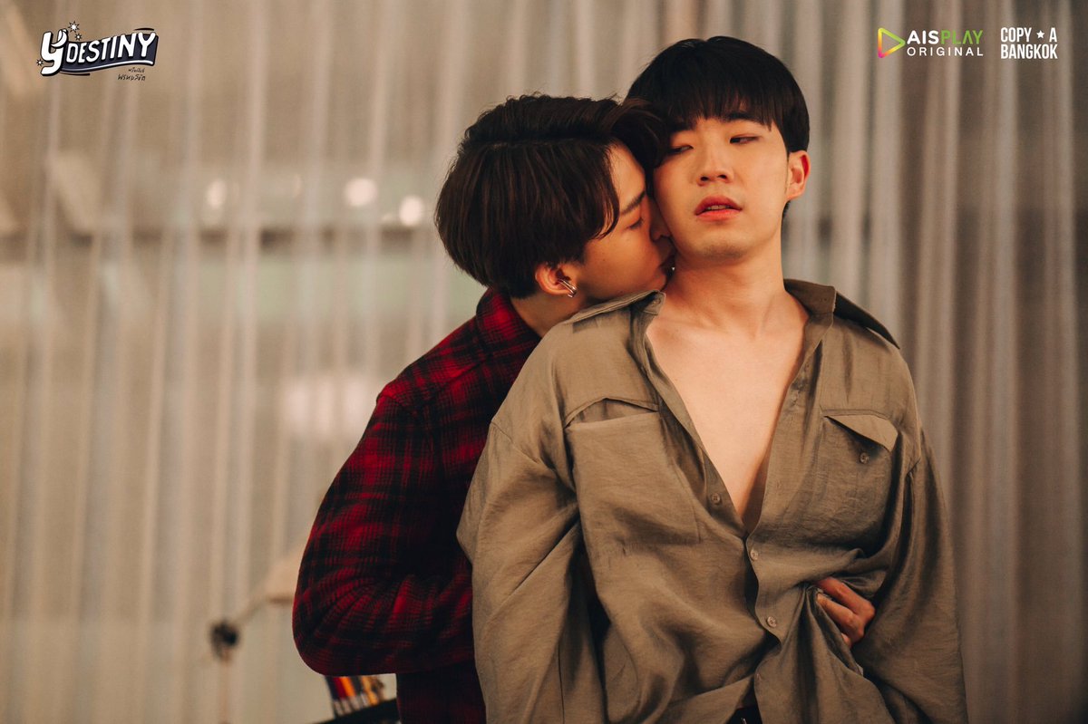 lis_selva's tweet photo. #Puth delimita seu território emocional evitando que #Kaeng se aproxime de seus sentimentos. É doloroso ouvir: "Se já terminou, podes ir." #YDestinyEP9
#ToruFirst E #EstranhaLoucura, da #Alcione ainda serve para definir #Kaeng e seu medo de perder #Puth https://t.co/xCdCbDWT7Q