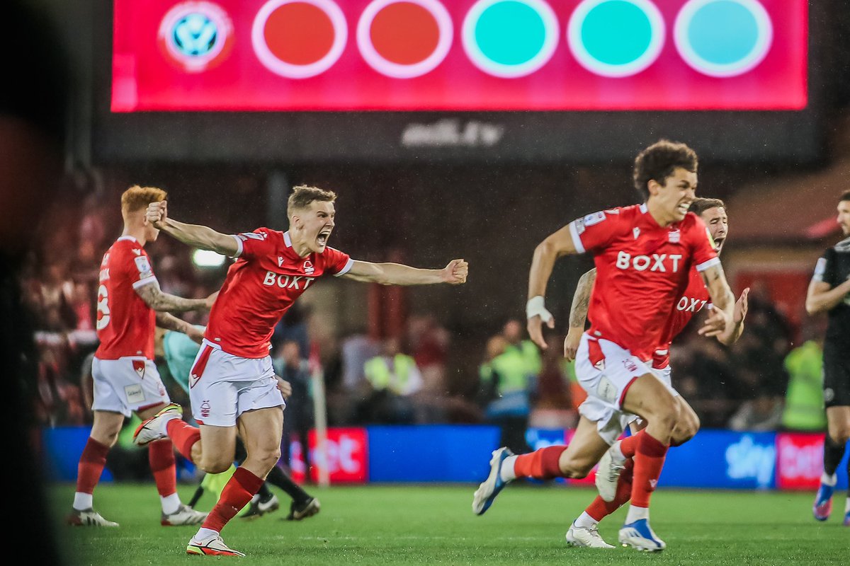 NFFC_Algeria's tweet photo. ููุฐุง ูุงูุช ูุฑุญุฉ ุงููุงุนุจูู ุจุงูุฅูุฌุงุฒ ุงูู
ุญูู โค๏ธ
#NFFCSHU
#NFFC ๐ณ
#NFFCdz ๐ฉ๐ฟ https://t.co/faE2FsLUzI