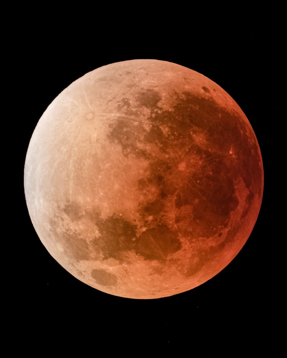 Total Lunar Eclipse seen from Uruguay