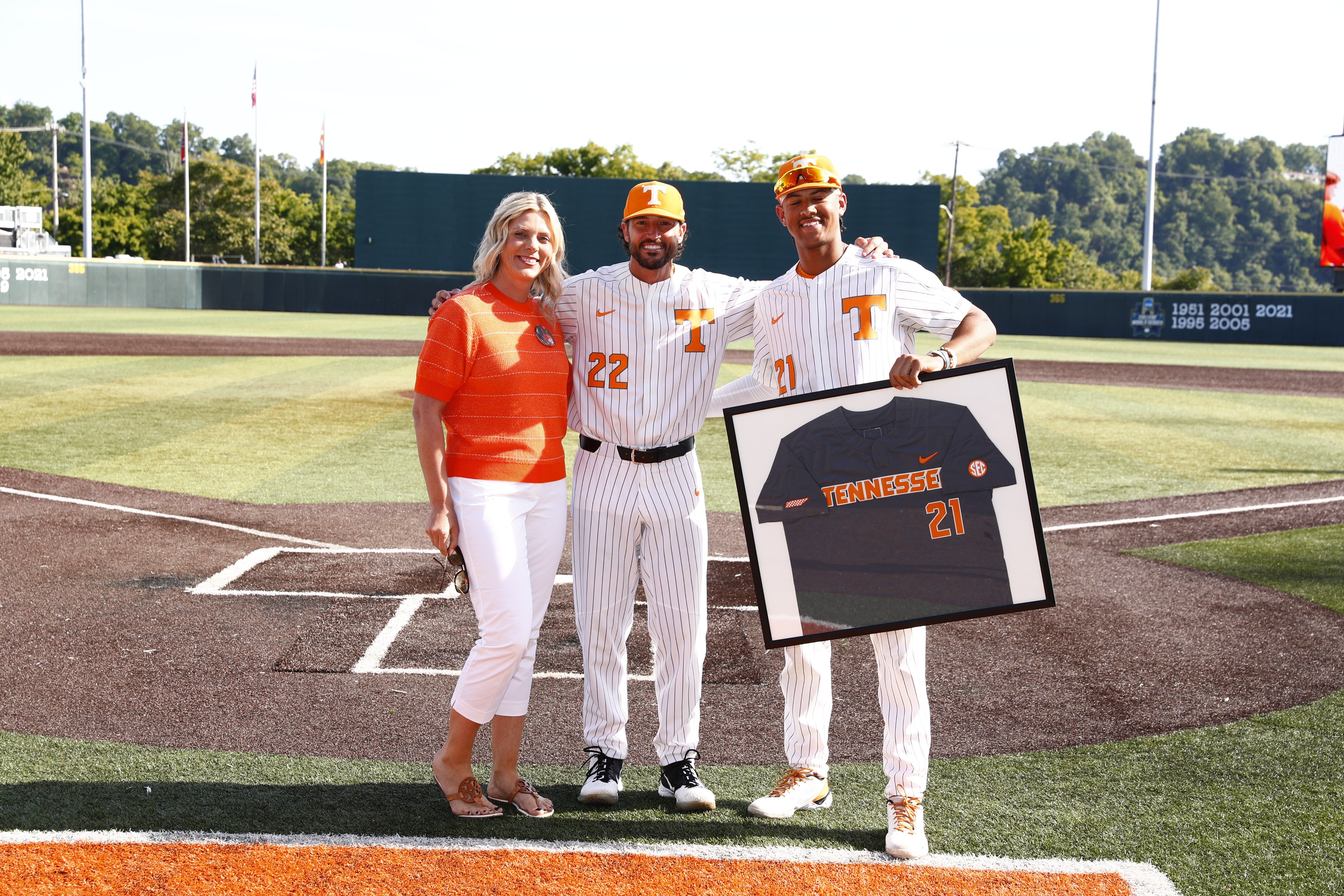 Tennessee Baseball on X: Proud of our seniors and our graduates, thankful  for their contributions to Tennessee baseball! #GBO // #VFL   / X