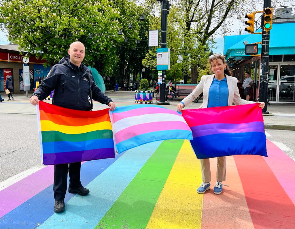 skinnyonsafety's tweet photo. Today is International Day Against Homophobia, Transphobia, and Biphobia. @JDoucette2050 and I are proud to provide a safer space for our 2SLGBTQ community members. We also aim to build a relationship between the police and all members of the community. #wechcpc #IDAHOT #IDAHOBIT https://t.co/gyfuJzZpeR