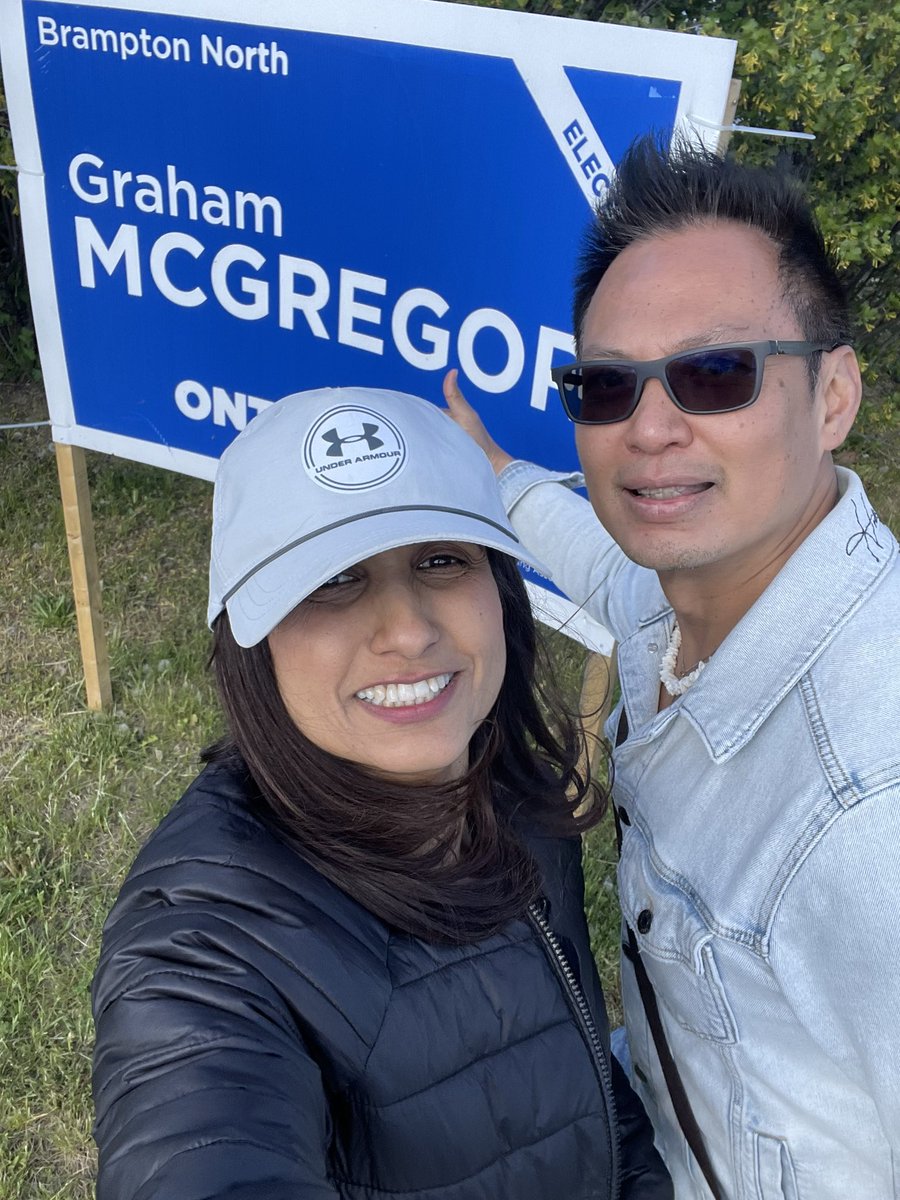 cmusarat's tweet photo. Great day door knocking in Brampton North. Friends there is a blue tsunami on the horizon.
@BramptonGraham @fordnation @OntarioPCParty https://t.co/DspyDMeUB2