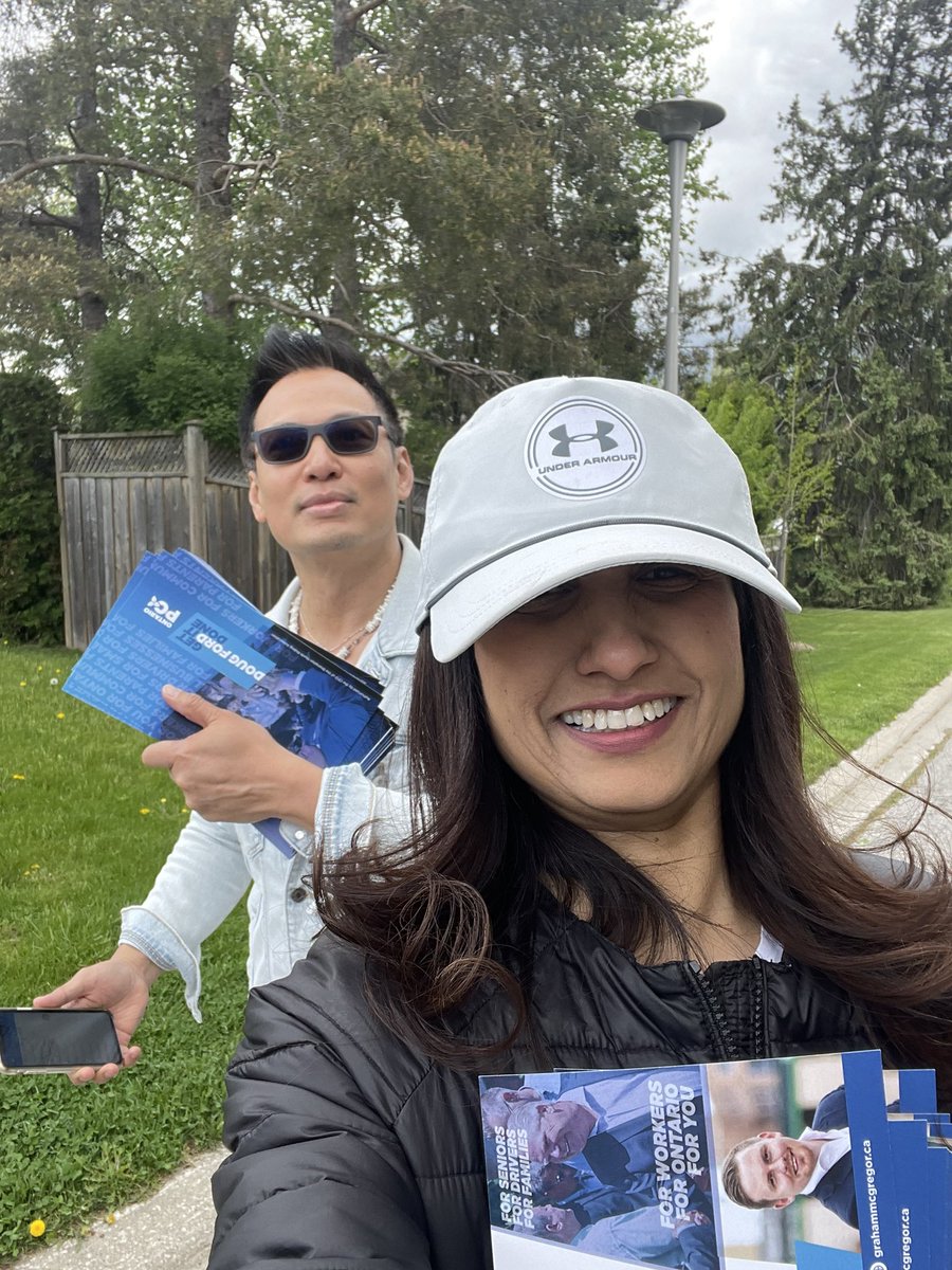 cmusarat's tweet photo. Great day door knocking in Brampton North. Friends there is a blue tsunami on the horizon.
@BramptonGraham @fordnation @OntarioPCParty https://t.co/DspyDMeUB2