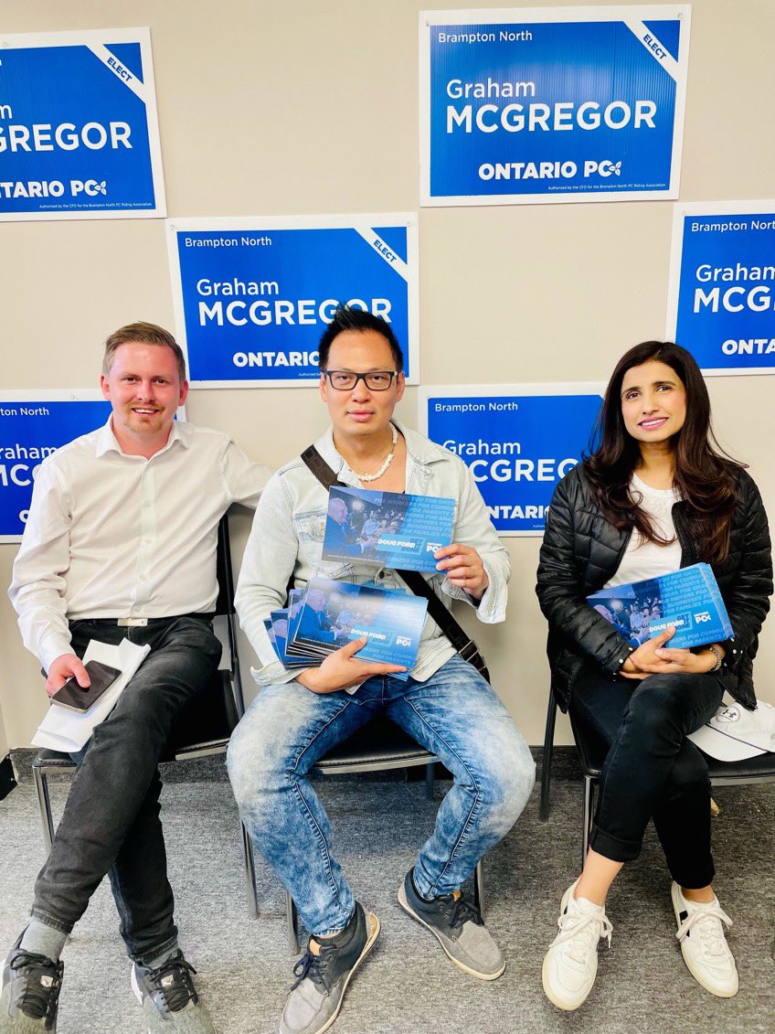 cmusarat's tweet photo. Great day door knocking in Brampton North. Friends there is a blue tsunami on the horizon.
@BramptonGraham @fordnation @OntarioPCParty https://t.co/DspyDMeUB2