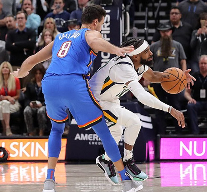 LegionHoops's tweet photo. BREAKING: The NBA is discussing penalizing intentional fouls to stop fast breaks by giving the other team a free throw and retaining possession of the ball, reports @ShamsCharania.

Thoughts? https://t.co/HjeQBisbQh