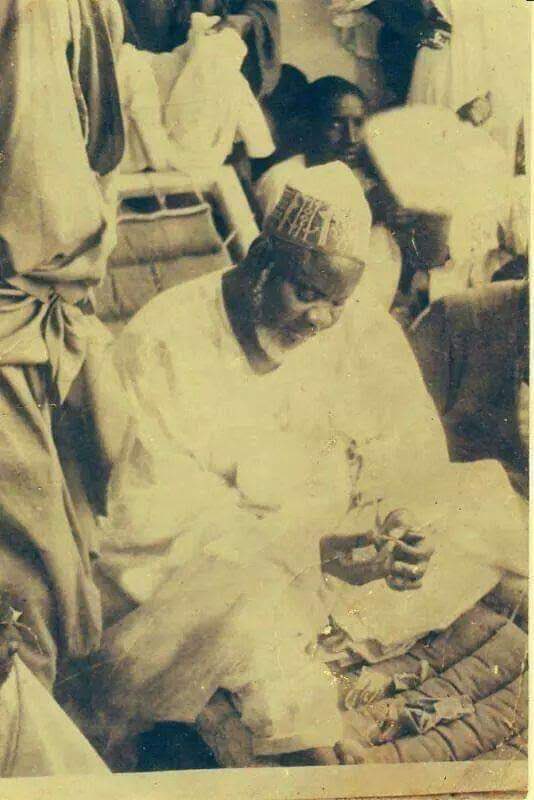 ShykhBaye's tweet photo. فلولاكَ يبْدُوا ذلّ نفسي كذا عَجْزي

If not because of you ( Rasool SAW), my inferiority complex &amp; deficiency would have manifested.

~~Baye Niasse https://t.co/vJOLZ5wKXQ