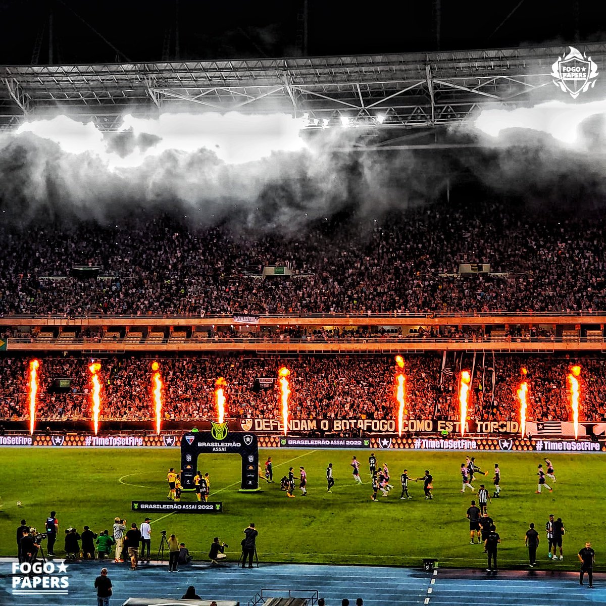 OBRA DE ARTE EM FORMA DE TORCIDA! QUEM DISCORDAR É MALUCO. 🖤🤍🌟🔥👉🏼👉🏼👉🏼

📸 Imagem: Daniel Wolf / <a href="/fogopapers/">Fogopapers ᵇᶠʳ★彡</a>