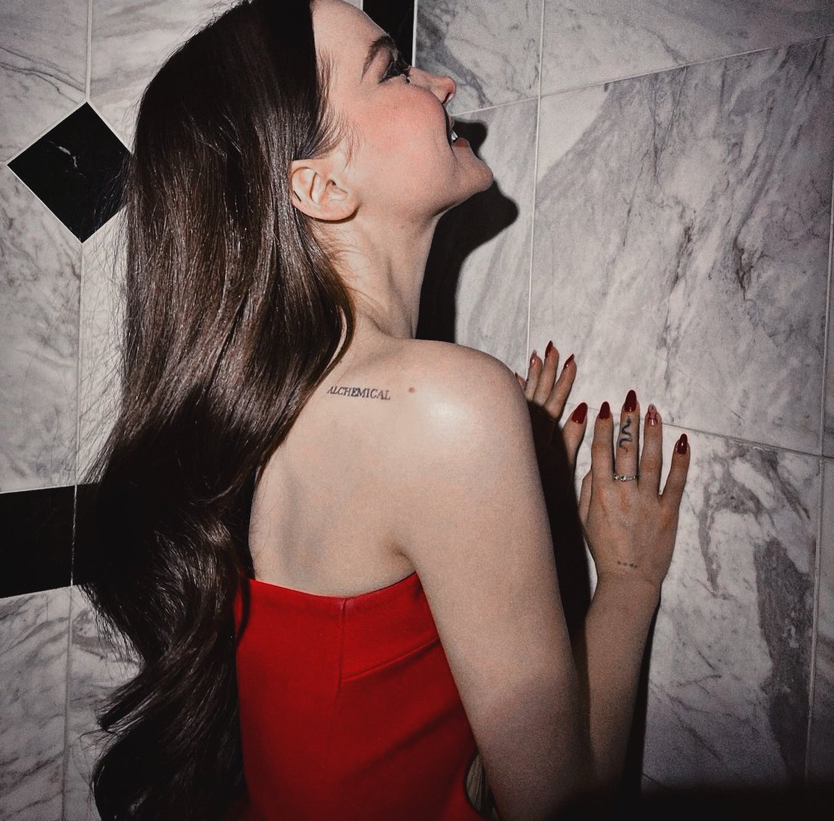 ᅠᅠ
ᅠᅠ
                                             
                     𝐂𝐎𝐋𝐋𝐄𝐂𝐓𝐈𝐎𝐍
             ~ 𝗠𝗔𝗥𝗜𝗔𝗚𝗘 𝗖𝗢𝗟𝗢𝗥𝗘́  ~
                   #ELIZELINCOLOR
ᅠ
ᅠ
                                           𝐩𝐚𝐫𝐭. 𝟏