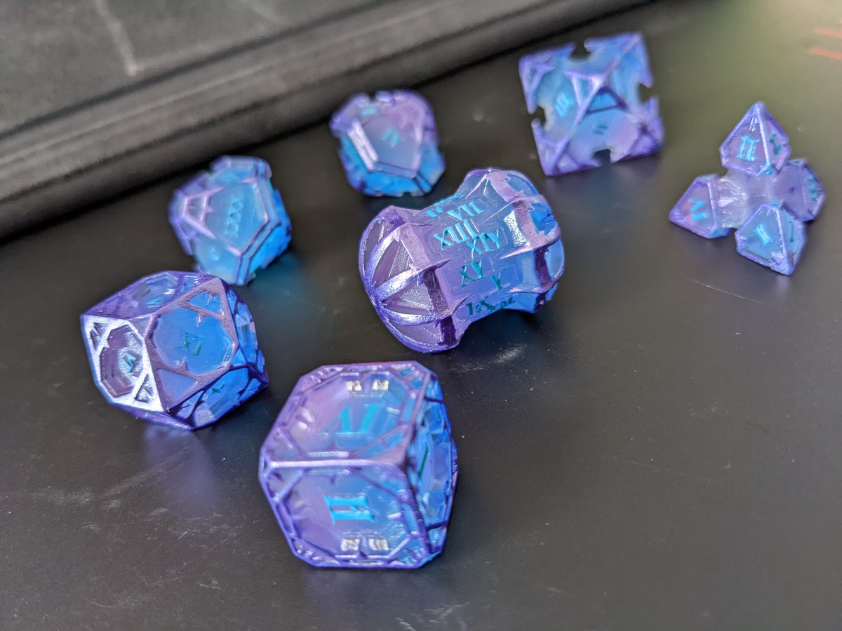 EclairDawnlight's tweet photo. Halo Dice are done and up on the KoFi Store right now (link bellow)

Sets for Master Chief, and Arbiter Live get this post to 50 likes or if either set sells in a week I'll put together somethin nice for the flood, &amp;/or redo the forunners

#Dice #DND #Halo #DawnlightDice https://t.co/O9JslhCiws