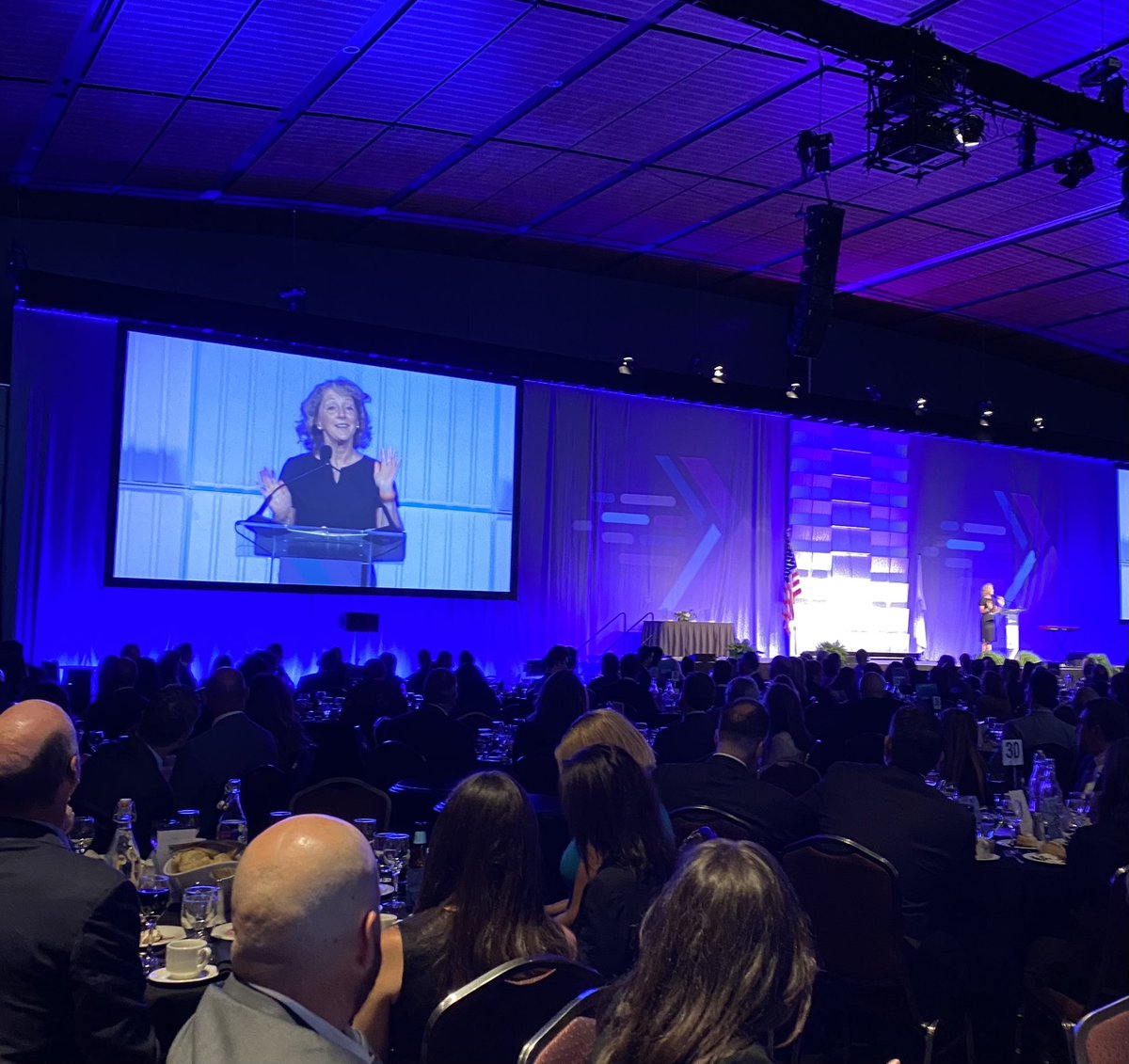 Hilary Allard tweet media