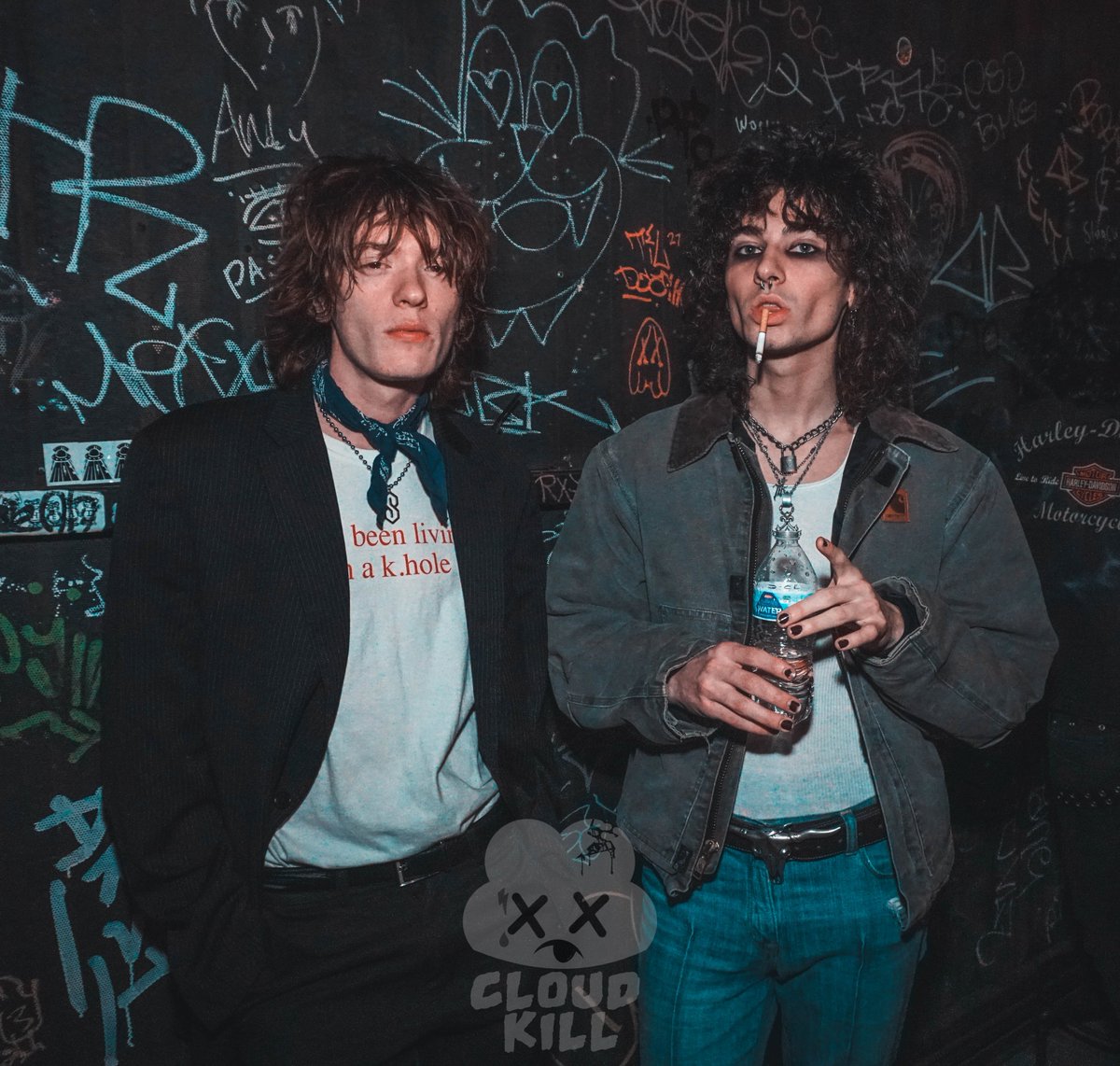 CloudKillCA's tweet photo. 𝙁𝙚𝙚𝙡𝙨 𝙡𝙞𝙠𝙚 𝙁𝙧𝙖𝙣𝙘𝙚 🌩🗼
Emo Is Dead 💚
@atlgrandma x @sacesixx 
.
#photo #photography #media #eventphotography #greenroom #rap #trance #rapper #hyperpop #france #jkitsLA #losangeles #california #smoke #fashion #cloudkill #adobe https://t.co/p5FlnweoE9