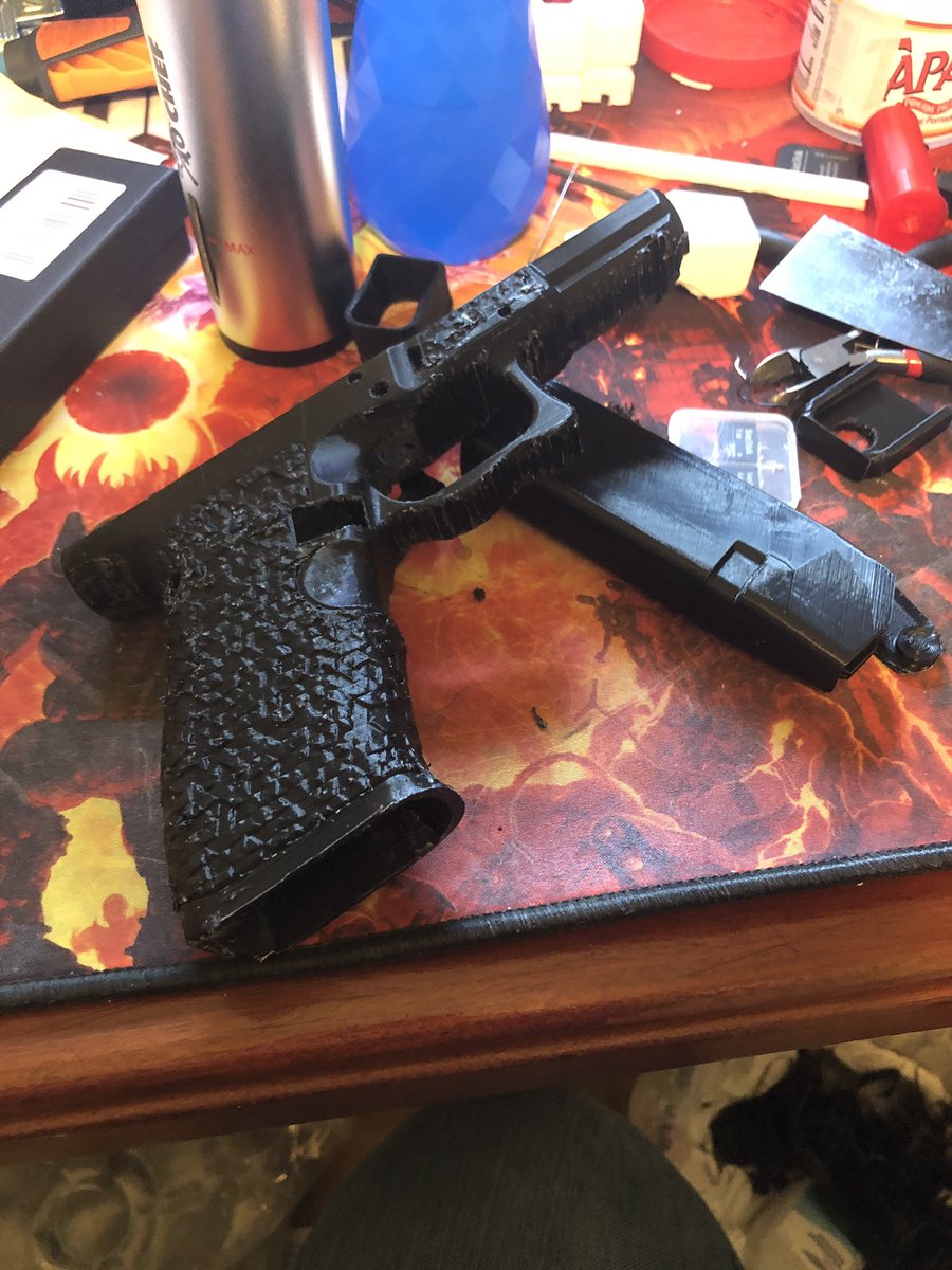 lonestar_knight's tweet photo. @mjfree RATIOOOOO
Also just a reminder you can make ghost guns at home with a 3D printer https://t.co/WXNF8thvvn