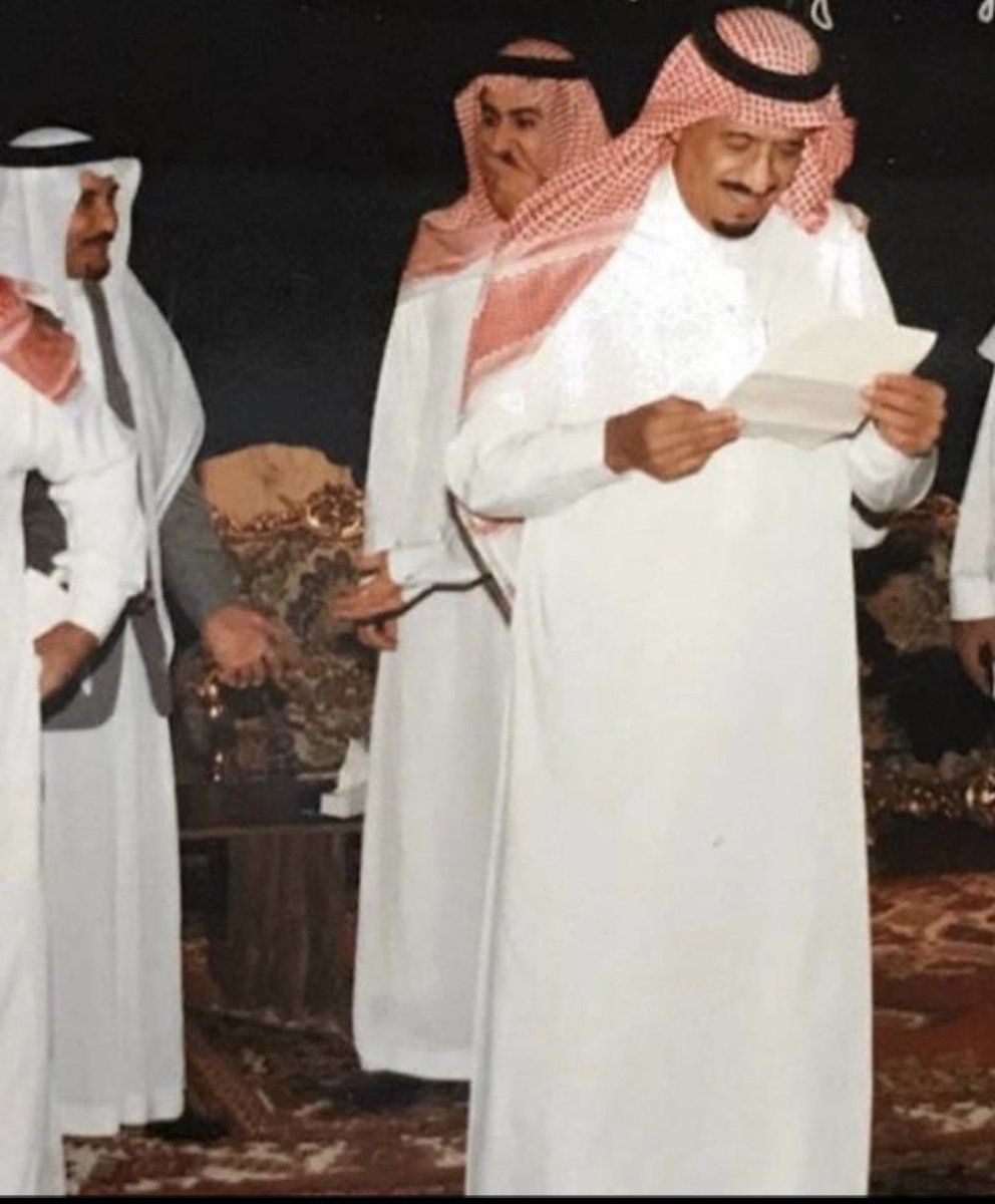 JABRALRASHEED's tweet photo. احد الصور الي لقيتها - اللهم ارحم ابوي محمد و العم طلال الرشيد و طول بعمر الملك سلمان و عافيه يارب https://t.co/t6DfyEXyio