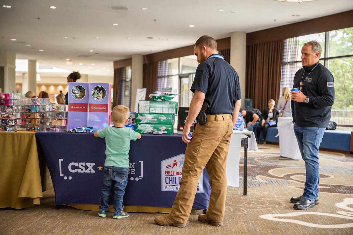 CSX's tweet photo. CSX police agents joined @nationalcops last week to speak with the children of officers who lost their lives in the line of duty and share items donated by @1strcf to help support these grieving families. #CSXPrideInService #NationalPoliceWeek https://t.co/7PeTWCiN4Y