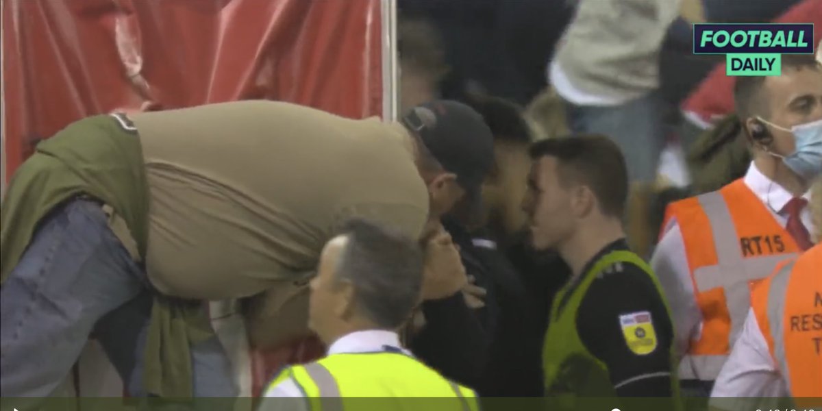 KirianSev's tweet photo. Congratulations Nottingham Forest on making it to Wembley for first time in 30 years! This is the moment Super Trouper Mini Cooper wasn’t sure if this was friend or foe! As big burly fan kisses hand of Steve Cooper! #NFFC #NOTSHU #forsu #FORSHU #Playoff https://t.co/gwY2EKlr79
