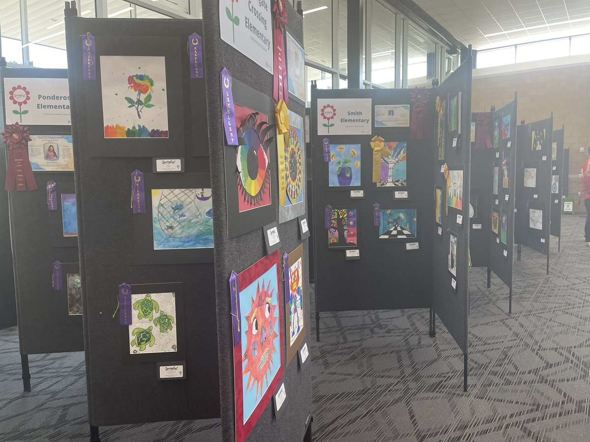 There’s art displays, interactive creation stations, live performances, food trucks, balloon animal artists, and more! T-minus 20 minutes until showtime. Come celebrate the performing and visual artists with us!