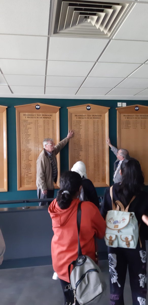 BatleySoftball's tweet photo. A tour of Headingley Stadium with the girls. Thank you  YCB for the opportunity 🏏🏏 brilliant time. https://t.co/HxCmIUtNKf