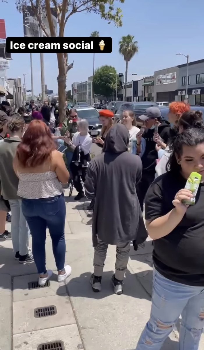 cloakbrand's tweet photo. Thank you for a great turnout today everyone! It was wonderful to see some of the community come together!! 🥰♥️ https://t.co/AUVXzLatqH